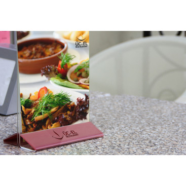 Üç-El Restaurant Kurumsal Kimlik yarışmasına tasarımcı BilalKoc tarafından sunulan  tasarım 