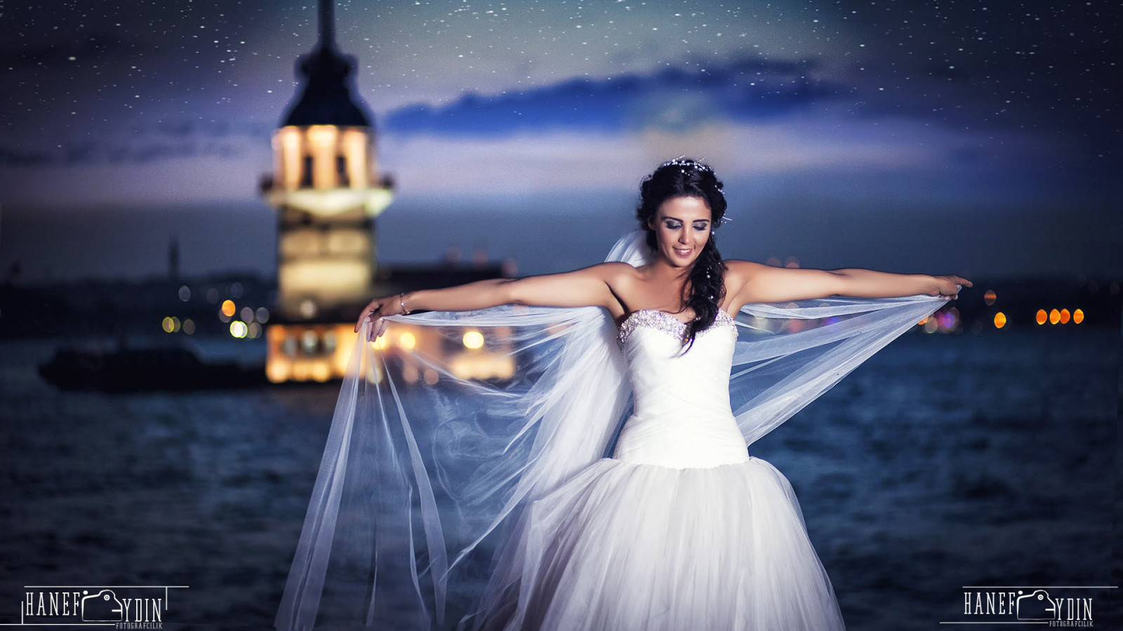 Tasarlayan By Ark-Profesyonel Fotoğrafçılık isme özel logo
