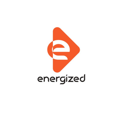 Energized Startup'ı İçin Logo Tasarımı yarışmasına tasarımcı myben design tarafından sunulan  tasarım 