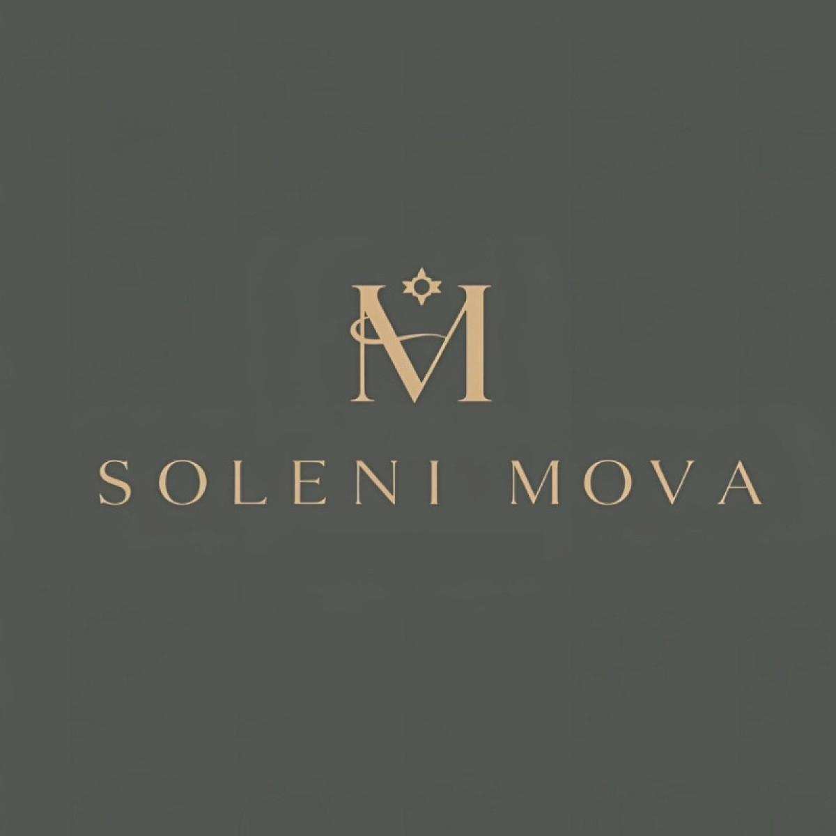 Tasarlayan logotasarımı-Soleni Mova Logo