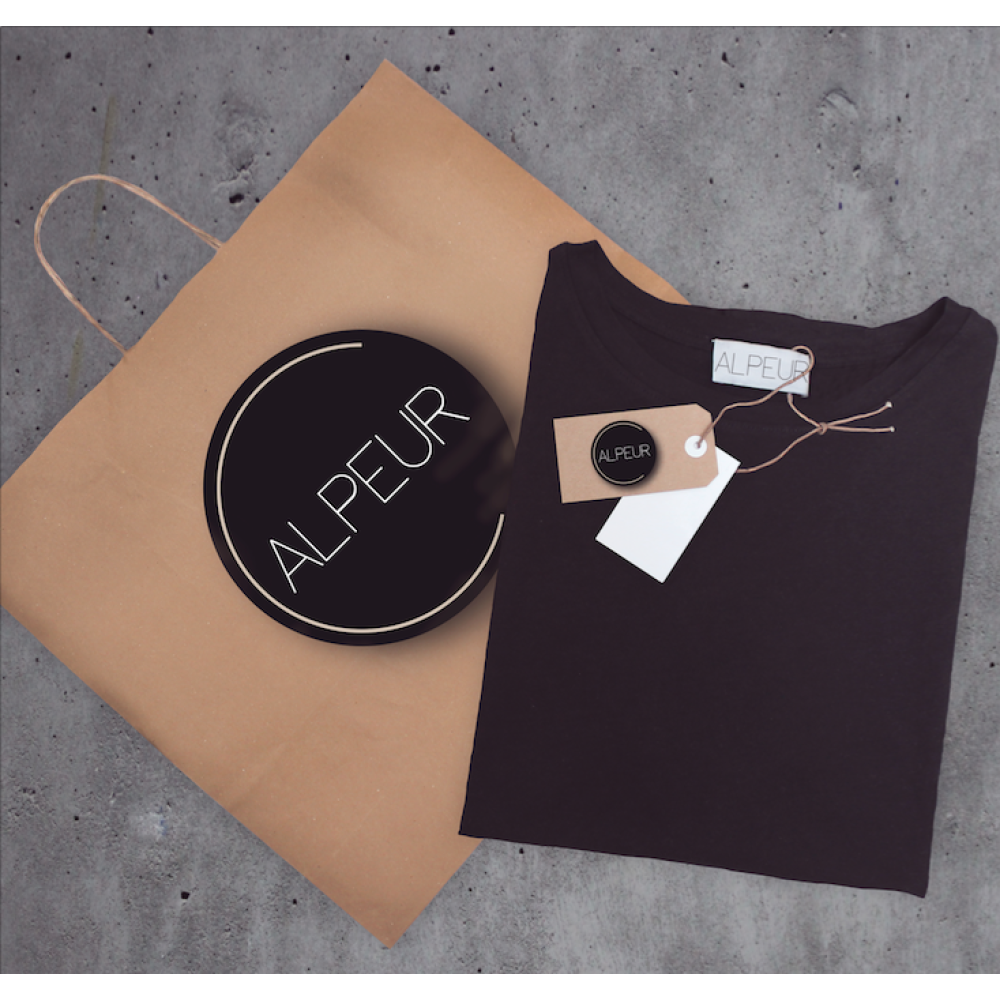 Moda sektörü icin klas bir LOGO yarışmasına sinemart tarafından girilen tasarım