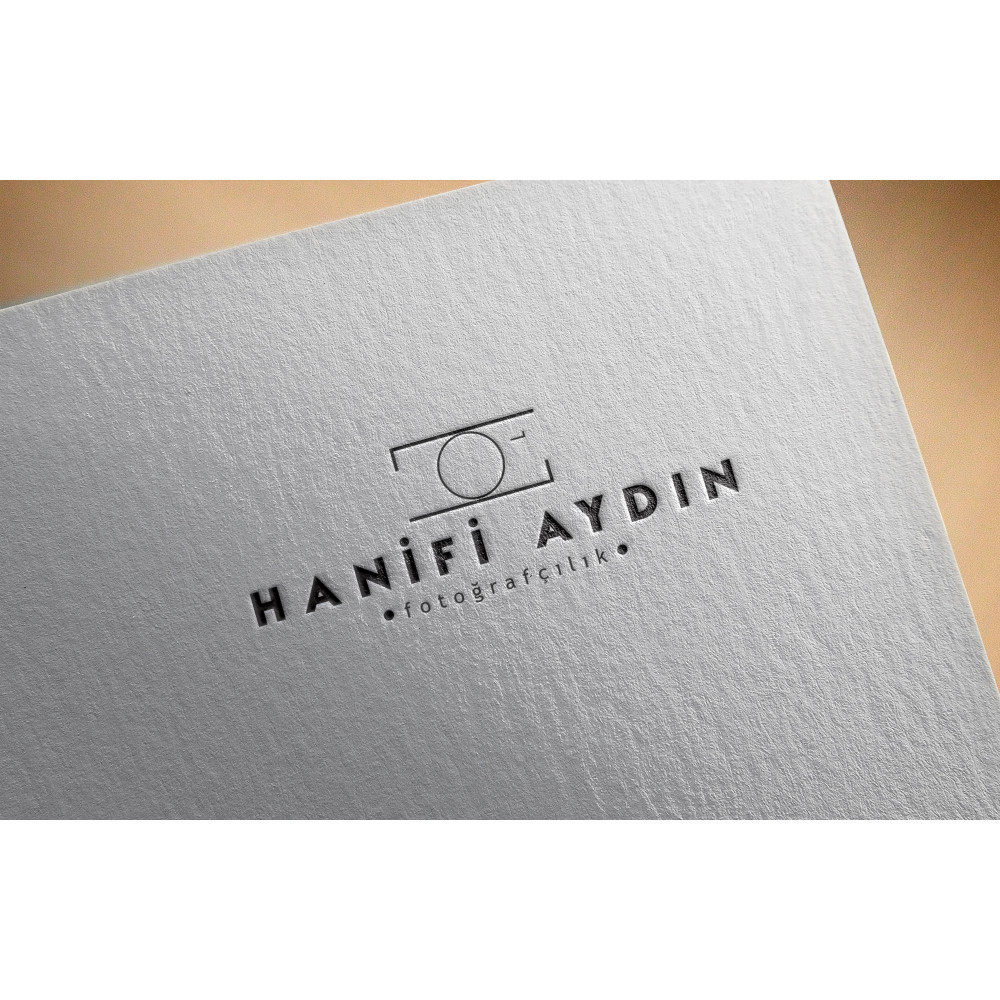 Profesyonel Fotoğrafçılık isme özel logo yarışmasına mertucr tarafından girilen tasarım