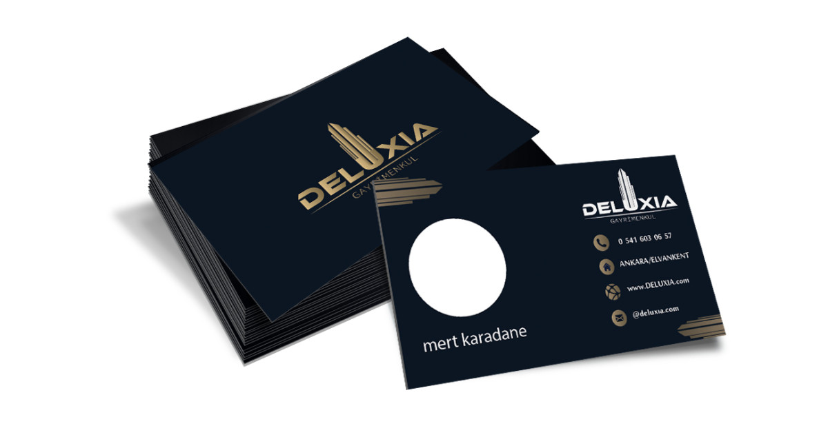 Tasarlayan mert04-DELUXIA GAYRİMENKUL KARTVİZİT TASARIMI
