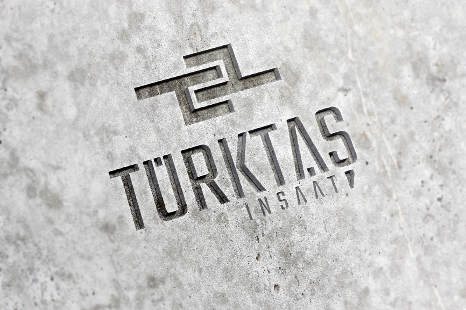 Tasarlayan hbgrafik-Hep aynı, hep aynı; bu sefer ayrı !