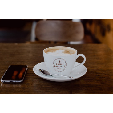  KURUMSAL LOGODA BENDEN ÜSTÜNÜ YOK   yarışmasına tasarımcı ethem291 tarafından sunulan  tasarım 