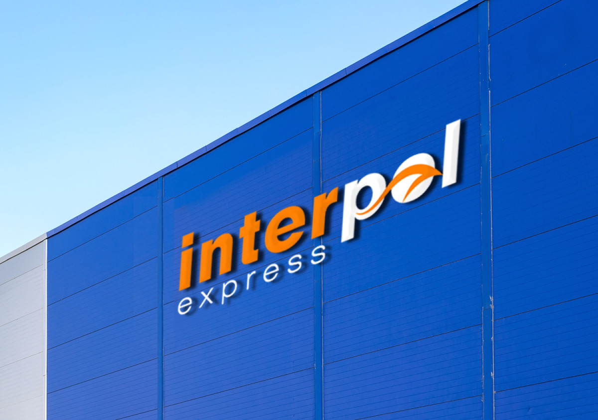 Tasarlayan Stylelife-Sade ve Global Bir Logo