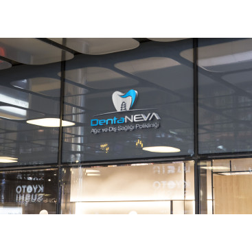 Diş kliniği için logo tasarımı yarışmasına tasarımcı Etrah™ tarafından sunulan  tasarım 