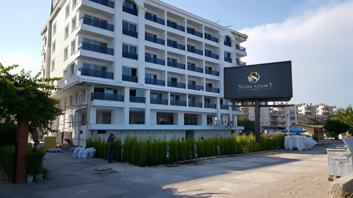 Tasarlayan Ahenk-4 YILDIZLI HOTEL İÇİN LOGO ÇALIŞMASI