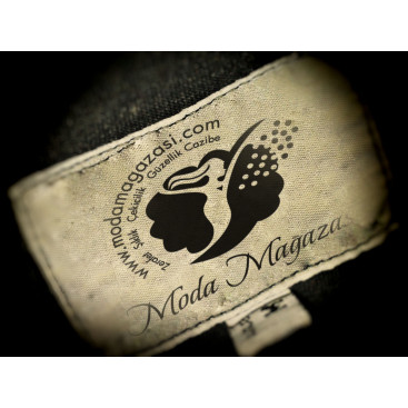 E-Ticaret'te Genç bayan giyim  yarışmasına tasarımcı VanessaAndRachel tarafından sunulan  tasarım 