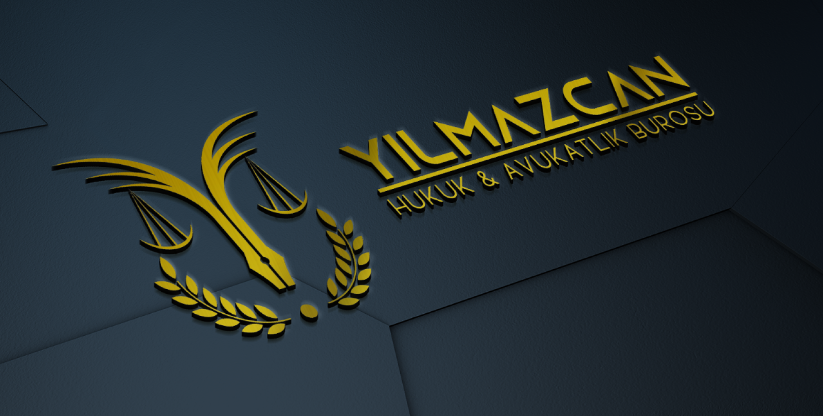 Tasarlayan Designetry-Hukuk büromuza için logo arıyoruz