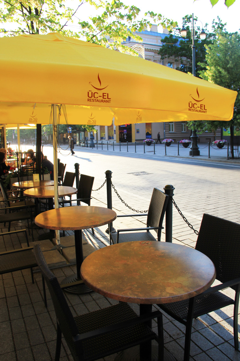 Tasarlayan BilalKoc-Üç-El Restaurant Kurumsal Kimlik