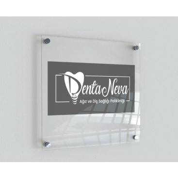 Diş kliniği için logo tasarımı yarışmasına tasarımcı charcoal tarafından sunulan  tasarım 