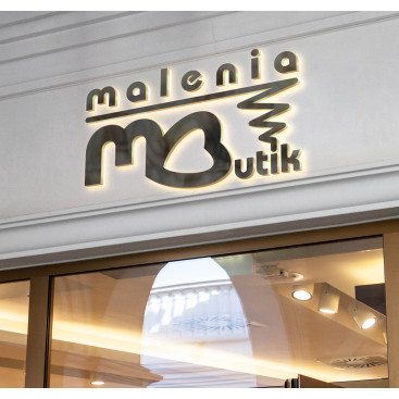 e ticaret butik sitemize logo arıyoruz yarışmasına tasarımcı YSS tarafından sunulan  tasarım 