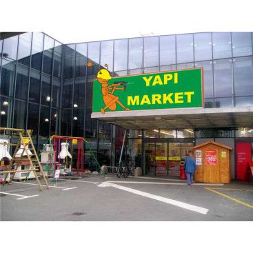 yapı market için maskot yarışmasına tasarımcı petrocelli tarafından sunulan  tasarım 