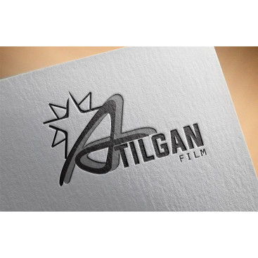 Film şirketim için  logo tasarımı yarışmasına tasarımcı zeze tarafından sunulan  tasarım 