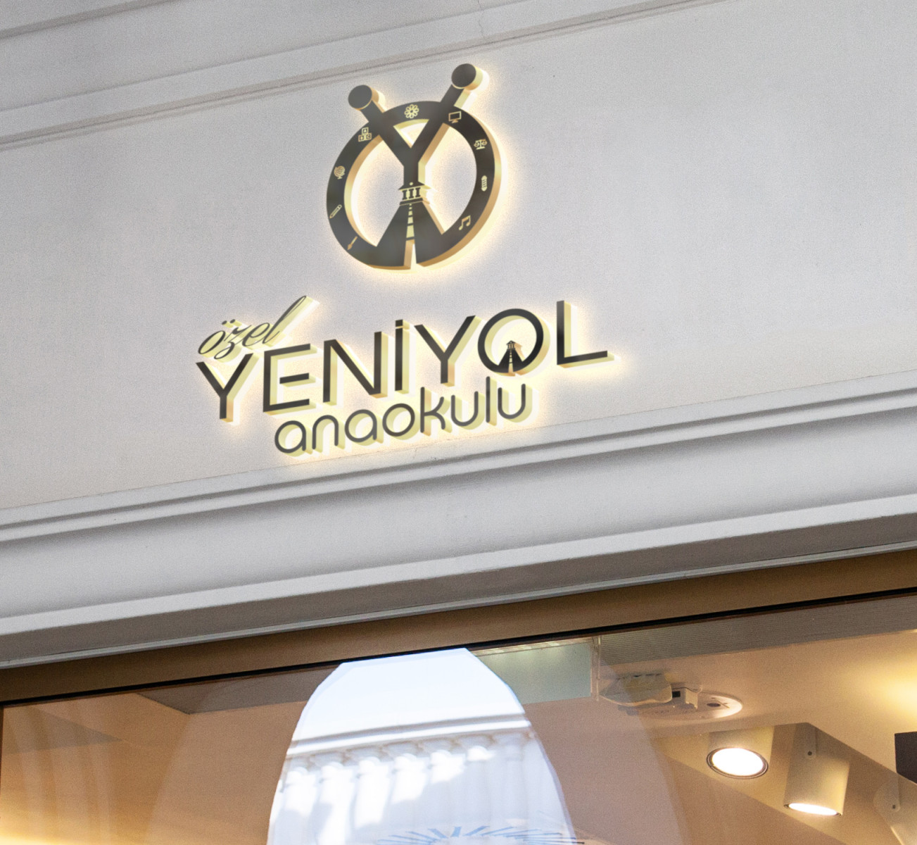 Tasarlayan Tolgaaxu-yeniyol anaokulumuza dikkat çekici logo 