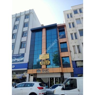 FİRMAMIZ İÇİN SADE VE DİKKAT ÇEKİCİ LOGO yarışmasına tasarımcı melek gümüş tarafından sunulan  tasarım 