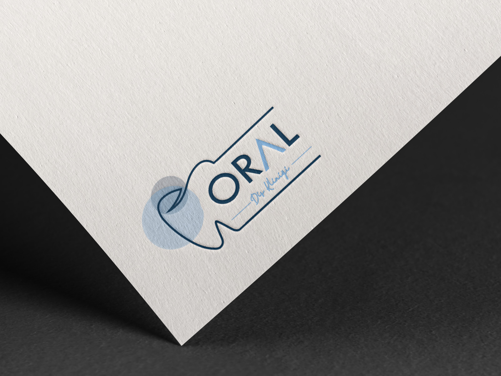 Tasarlayan ekceen -Oral Diş Kliniği - Logo Tasarımı