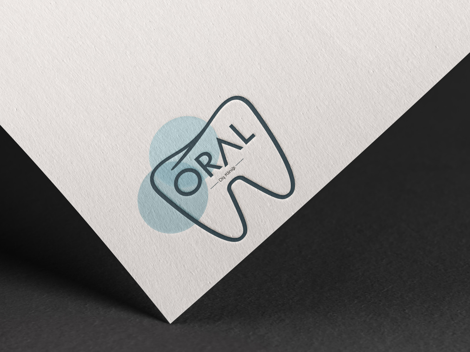 Tasarlayan ekceen -Oral Diş Kliniği - Logo Tasarımı