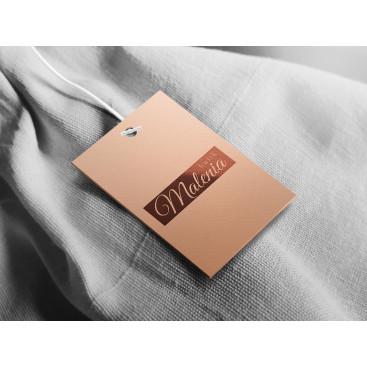 e ticaret butik sitemize logo arıyoruz yarışmasına tasarımcı Thomas Bewick tarafından sunulan  tasarım 