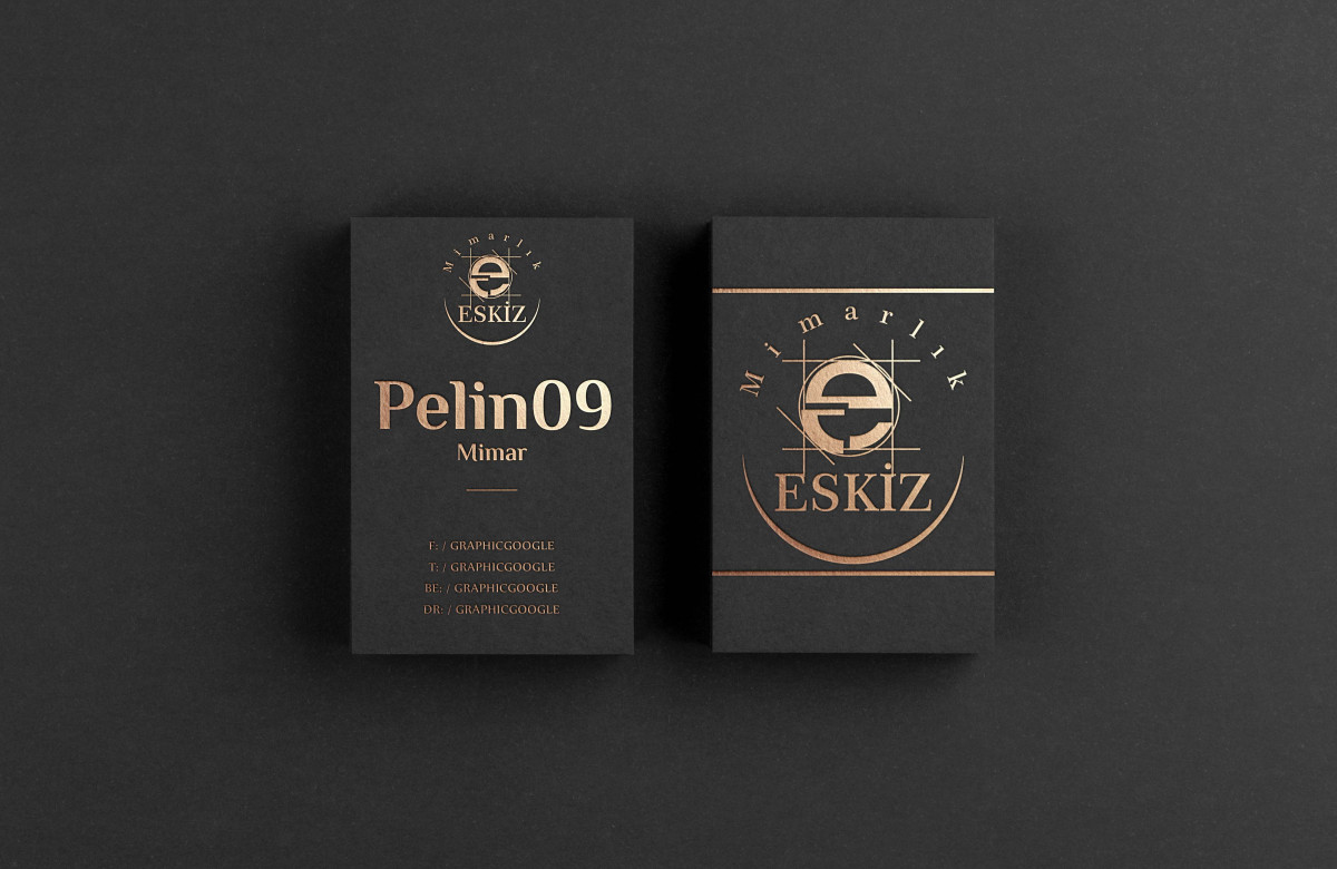 Tasarlayan Pineappleᵀᴹ-SADE VE ŞIK logo ve kartvizit