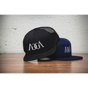 MARKA LOGOSU yarışmasına tasarımcı RΛPİDO tarafından sunulan  tasarım 