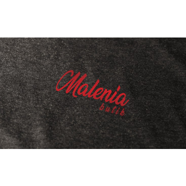 e ticaret butik sitemize logo arıyoruz yarışmasına tasarımcı Thomas Bewick tarafından sunulan  tasarım 