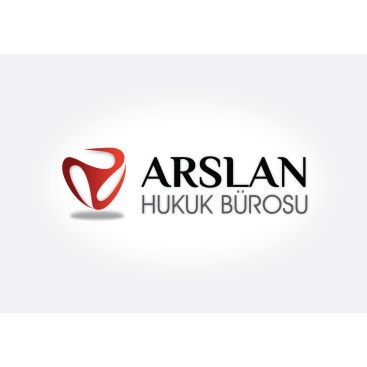 Hukuk Bürosu Logo Çalışması yarışmasına tasarımcı ulker008 tarafından sunulan  tasarım 