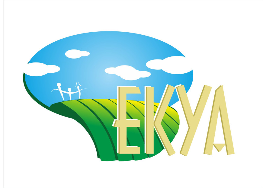 Çiftliğimize logo arıyoruz yarışmasına tasarımcı grfkismail tarafından sunulan  tasarım 