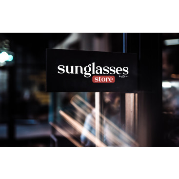 Güneş Gözlüğü Mağazası Logo Yarışması !! yarışmasına tasarımcı met.emin tarafından sunulan  tasarım 