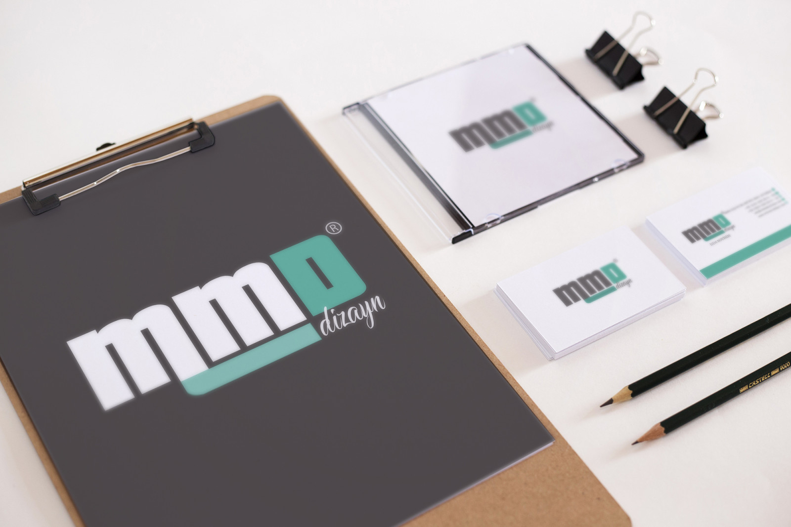 Tasarlayan kubrart-MİLİMETRİC DİZAYN LOGO, KART VE KURUMSAL