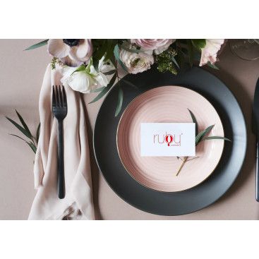  ''RUBY'' ismine logo çalışması  yarışmasına tasarımcı baariscann tarafından sunulan  tasarım 