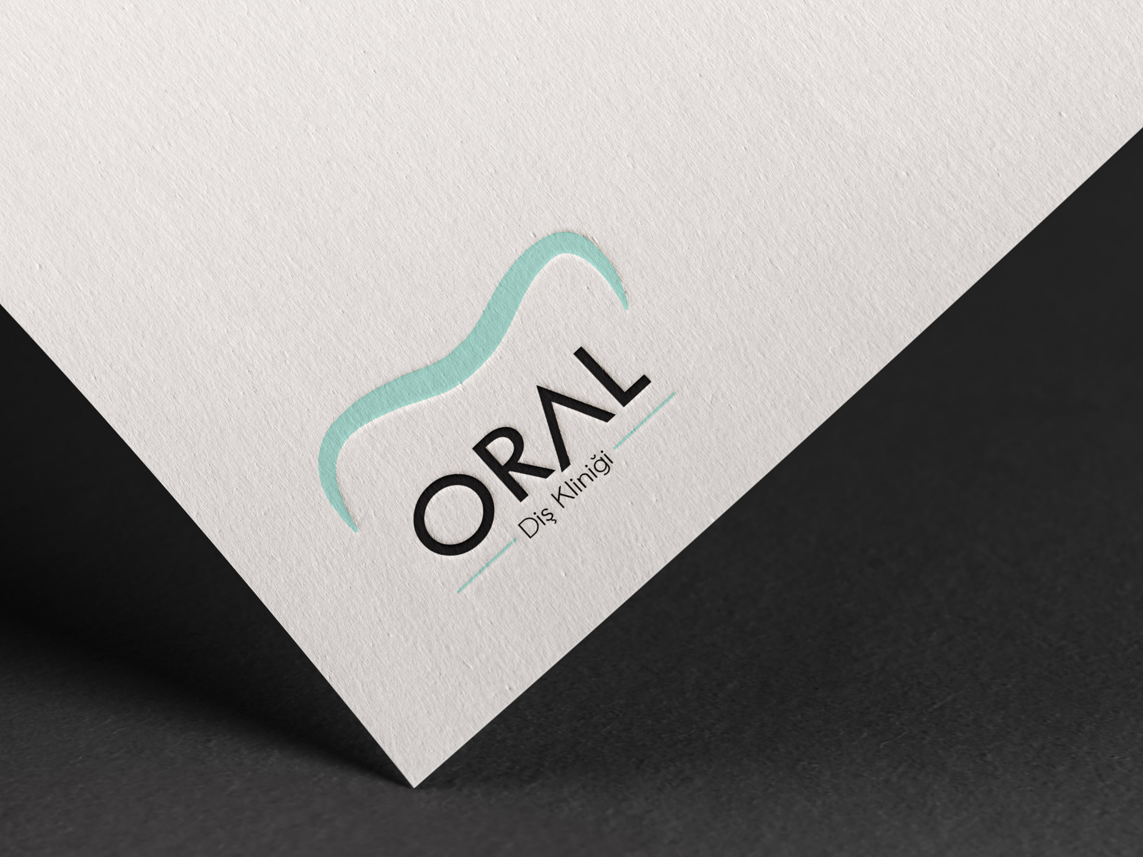 Tasarlayan ekceen -Oral Diş Kliniği - Logo Tasarımı